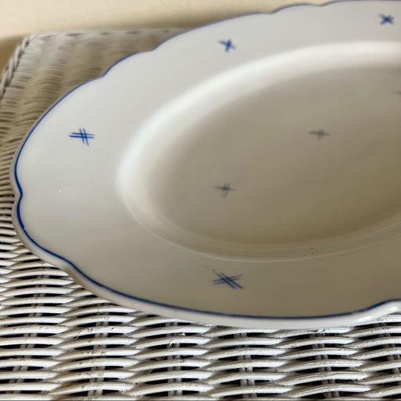 Vintage German blue & white platter - Picture 2 of 4